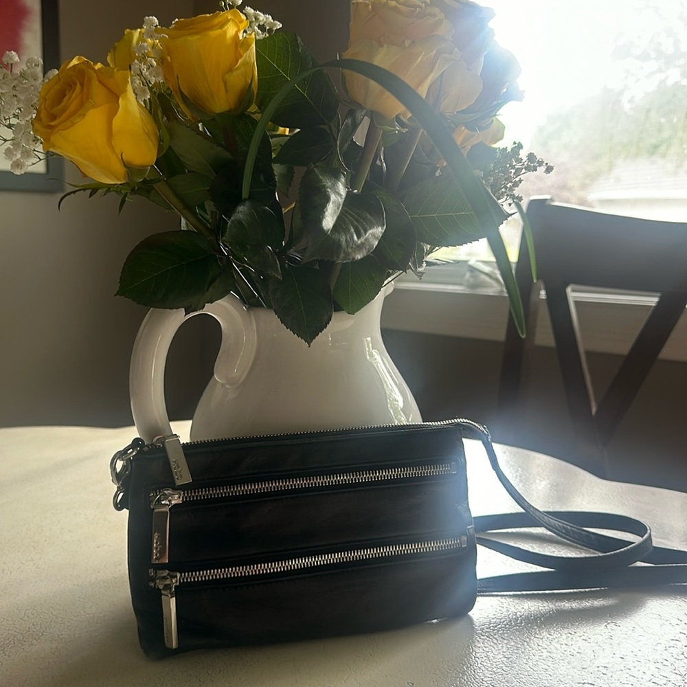 Hobo Black,  Crossbody, Small Zippered Bag.
